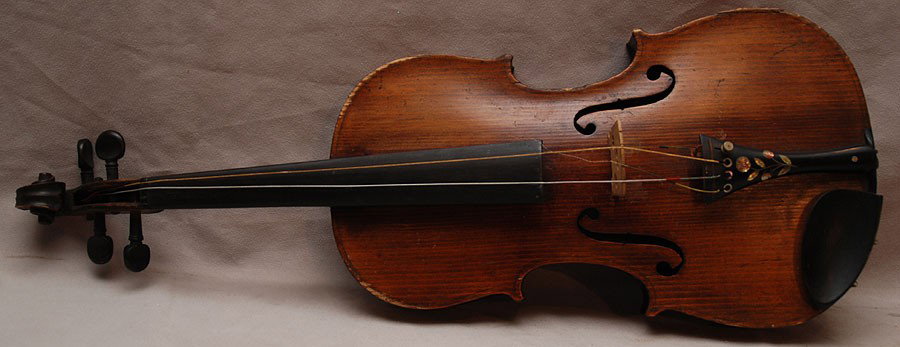 Antique Violin with bow ca. 1900, copy of Stratova: Antique Violin with bow ca. 1900, copy of Stratovarius, 23"long in wood case, bow is 28-3/4"
