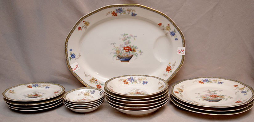 20pcs of Theodore Haviland Limoges china, incl; 5 : 20pcs of Theodore Haviland Limoges china, incl; 5 berry bowl, 6 soups (7 1/2"dia) 4 salad plates (7 1/2"dia) 3 dinner plates, platter (15"L) and covered vegetable
