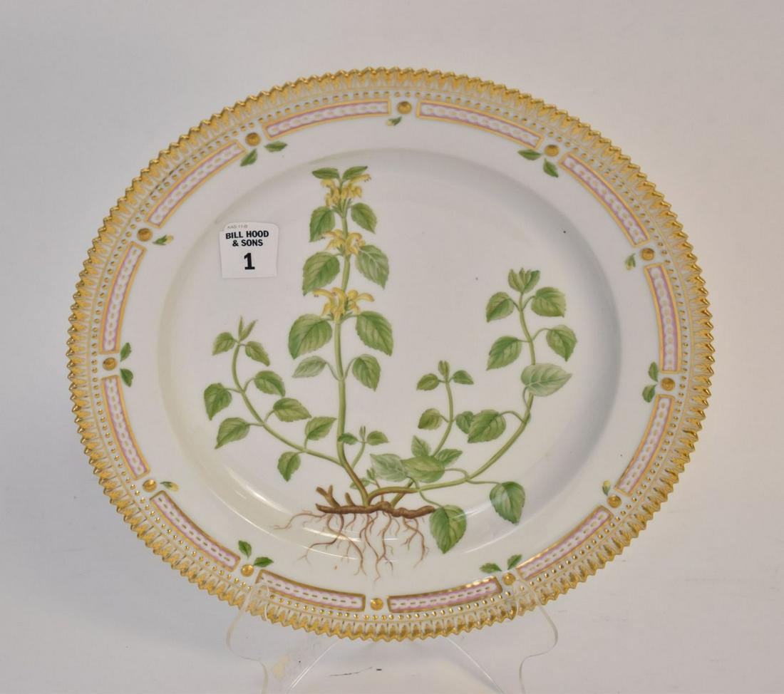 Royal Copenhagen Flora Danica Charger Plate "Galeobdolon luteum Huds" - Denmark. A fine porcelain: Royal Copenhagen Flora Danica Charger Plate "Galeobdolon luteum Huds" - Denmark. A fine porcelain plate featuring a hand-painted botanical of Yellow Archangel. Gilt rim decoration. Marked with seal fo