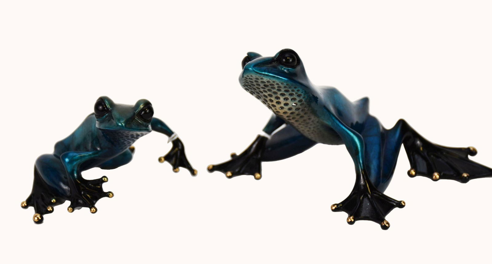 Tim Cotterill (b. 1950) Bronze Frog Figurine "Crystal & Frost" - 2006. A pair of electric blue (1 of 8)
