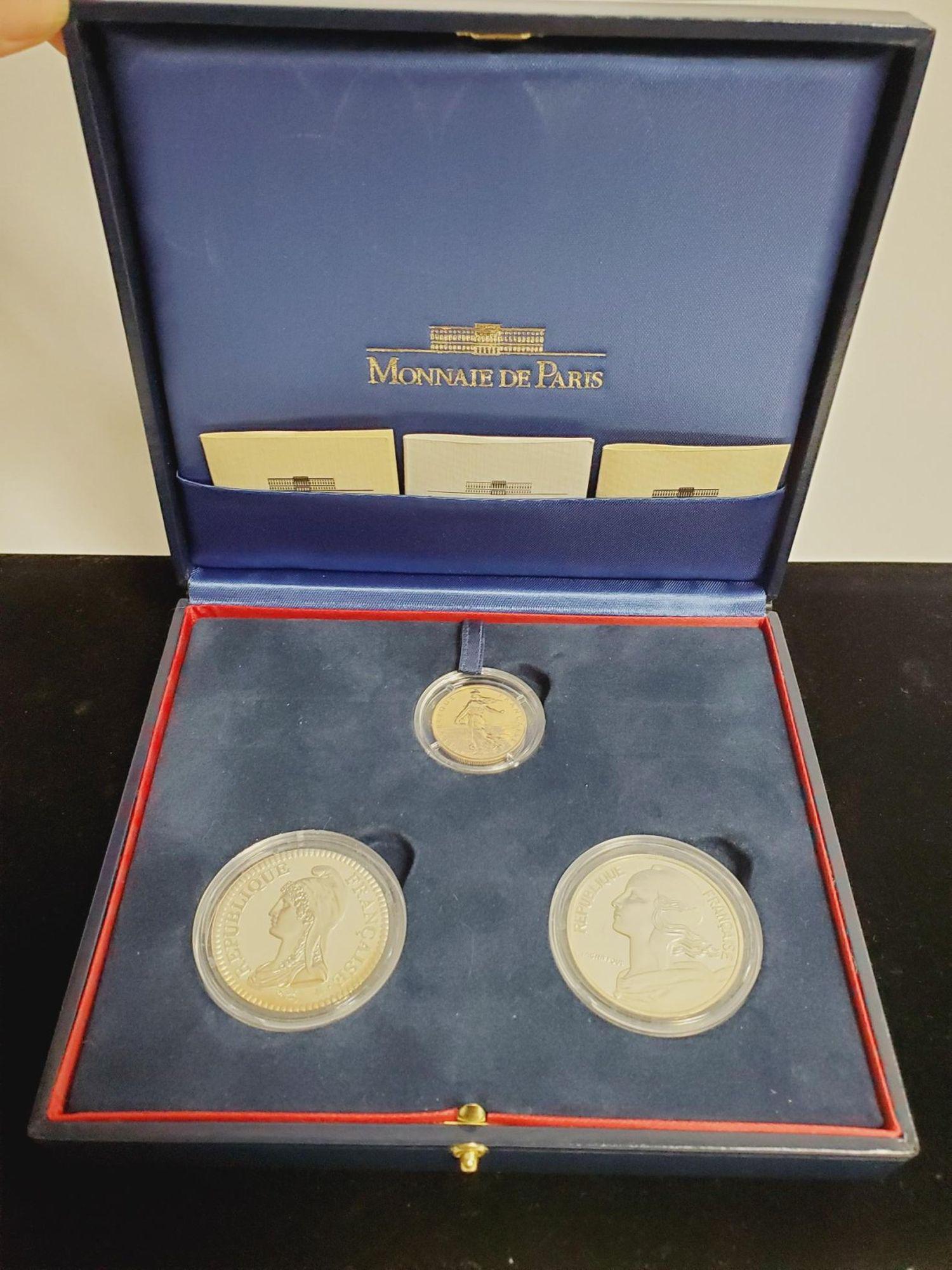 Set of Three French Francs Coins, Monnaire de Paris 2000 Set of 3 Coins, 1 Gold Franc, 2 10 Franc (1 of 8)