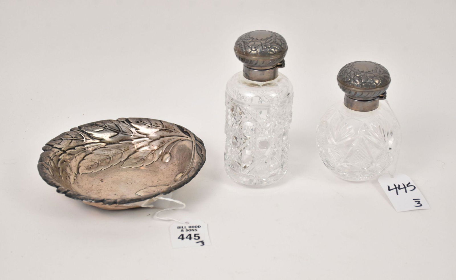 Reed & Barton Sterling Bon Bon Bowl with 2 Dresser Bottles - A Reed & Barton Bon Bon dish with (1 of 5)