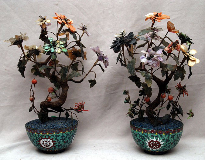 Pr. older Jade tree's in cloisone pots, 17"tall: Pr. older Jade tree's in cloisone pots, 17"tall posted picture of bottom 6/25
