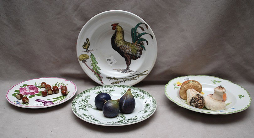 Minton Hen plate (9 3/4"dia) sold with 3 Trompe L': Minton Hen plate (9 3/4"dia) sold with 3 Trompe L' eoil plates with attached fruits & mushrooms (8" & 9"dia)