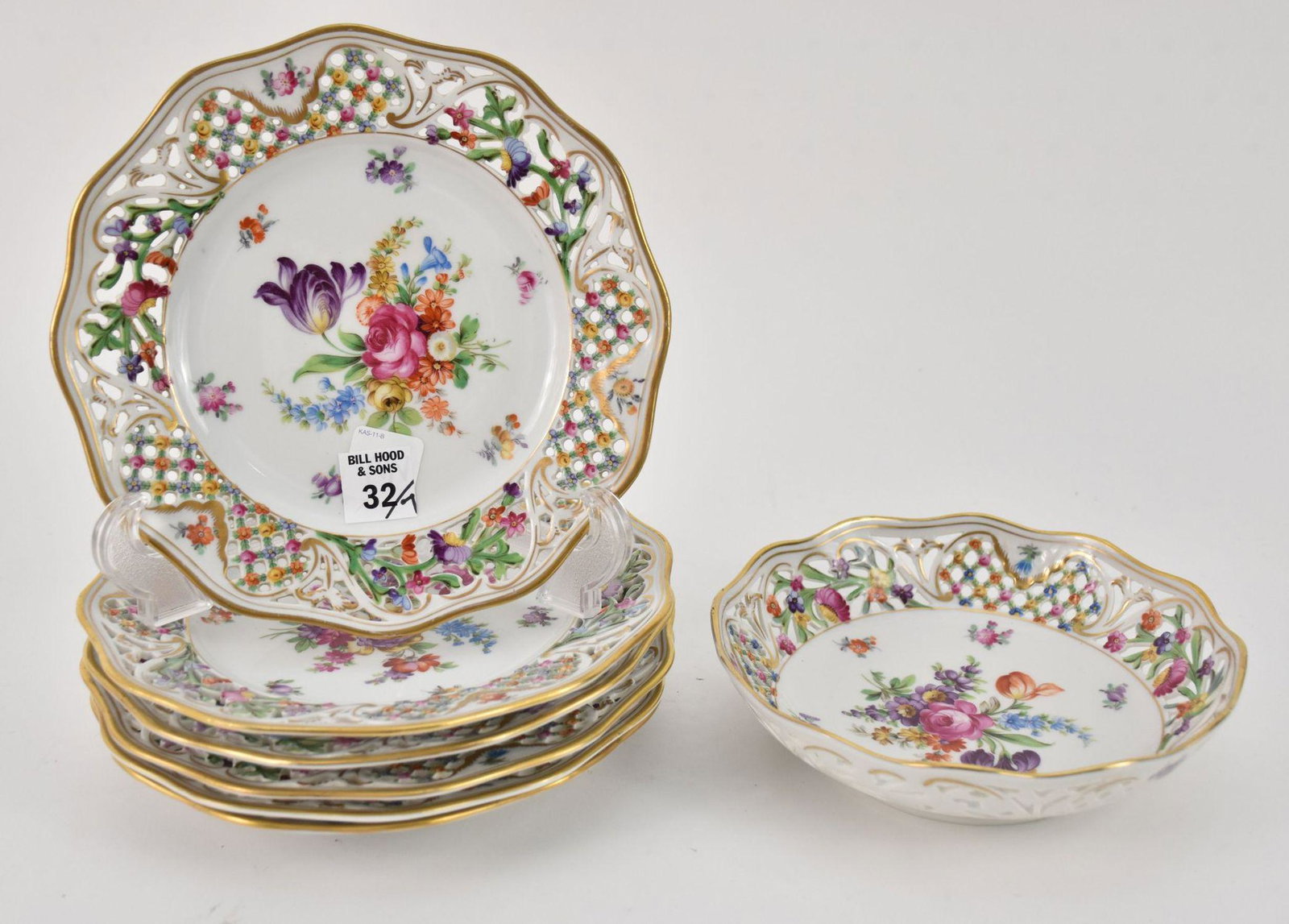6 Dresden Reticulated Plates (8 1/4"dia) and Bowl (7 1/2"dia) (1 of 4)