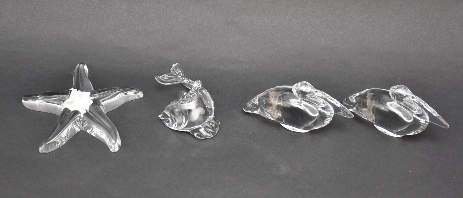 4 Baccarat Crystal Animal Figurines. Starfish 5", 2 Pelicans 5" and Fish 4.5" in excellent condition (1 of 3)