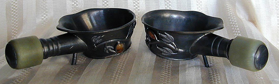 PAIR OF ANTIQUE CHINESE PEWTER & HARDSTONE LADLES : PAIR OF ANTIQUE CHINESE PEWTER & HARDSTONE LADLES A pair of vintage Chinese pewter ladles with handles capped with round celadon jade mounts, the bowls of the cups mounted with cabochon agate, jade an