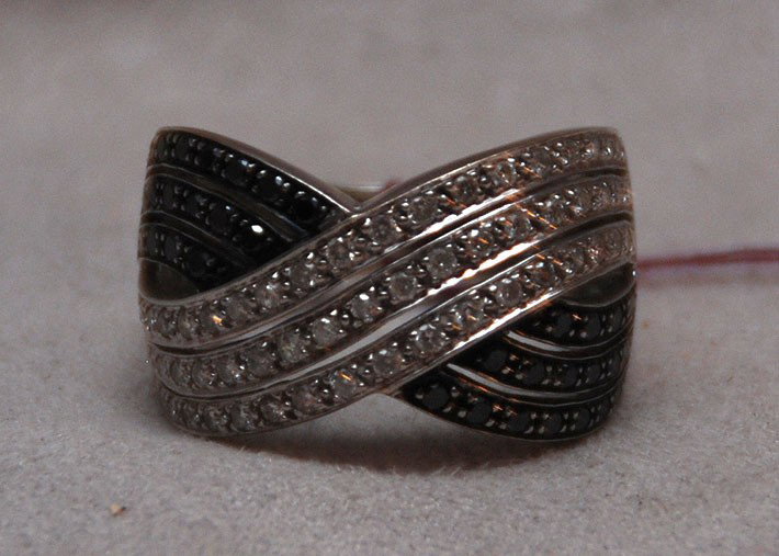 Black and white diamond band ring, 1.5cts and .5 w: Black and white diamond band ring, 1.5cts and .5 white, 34 black diamonds