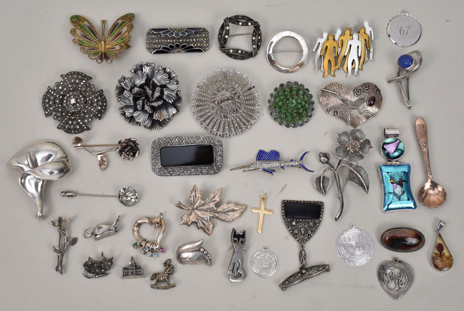 Sterling Silver Brooch / Pendant Lot. Weight 284 grams various sizes some signed. Danecraft, 800, (1 of 11)