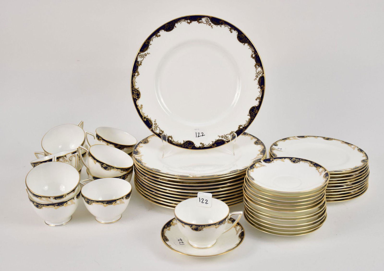 Minton China Service, Versailles Pattern, Incl;  12 Dinner Plates (10 3/4"dia), 11 Plates (7 (1 of 5)