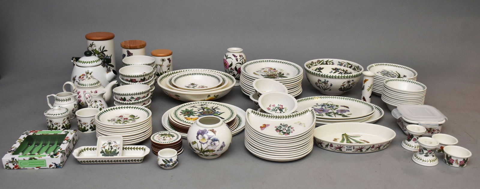 Large Portmeirion China Set, The Botanic Garden, incl; 11 Dinner Plates, 10 Desserts, 11 Salad: Large Portmeirion China Set, The Botanic Garden, incl; 11 Dinner Plates, 10 Desserts, 11 Salad Plates, 11 Bowls, 12 Bone Dishes, 4 Pedestal Bowls, 2 Ramekins, 3pc. Cannister Set, 3 Platters (14"L), 3