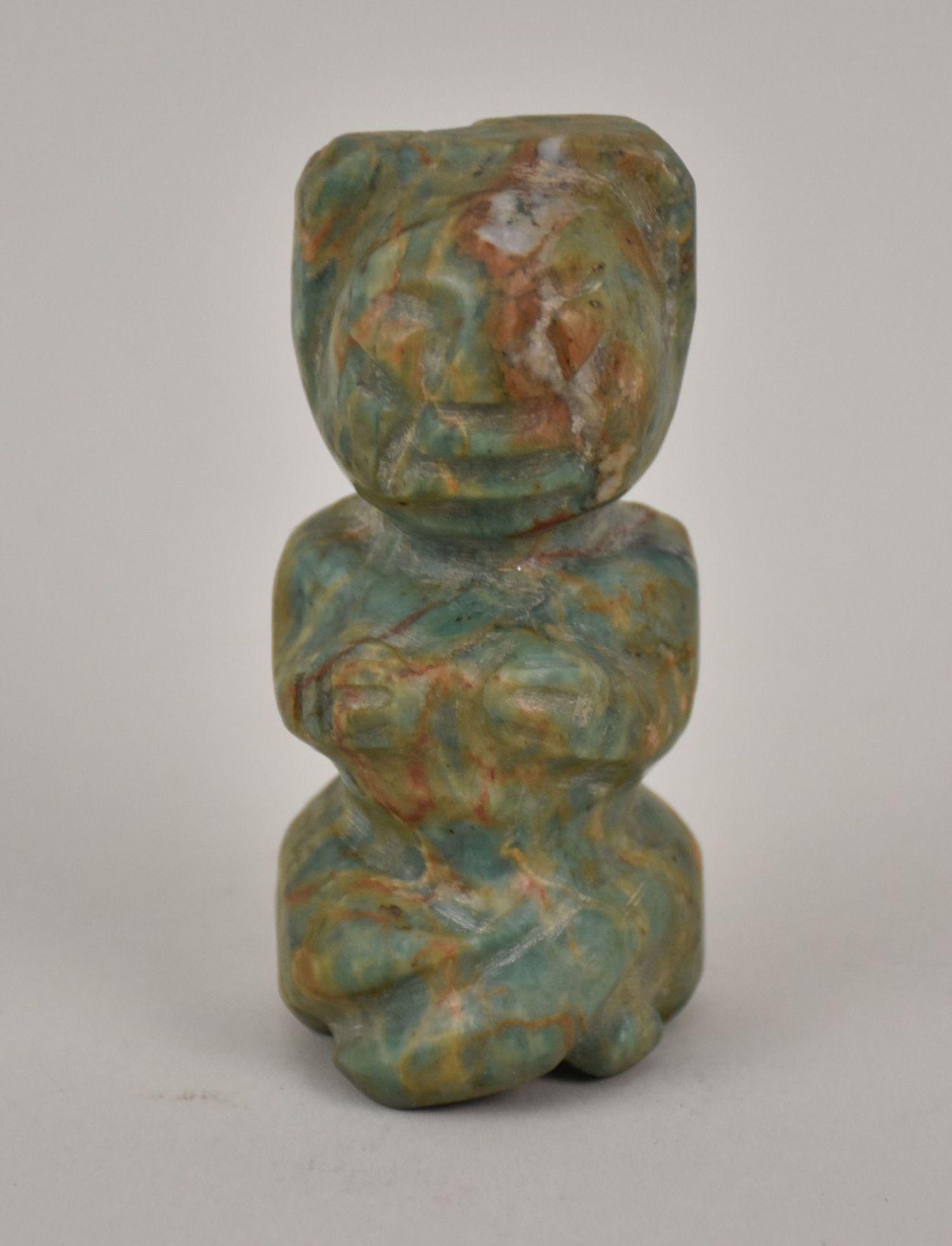 Rare Mayan Post-Classic Altar Figurine - Depicting a holy figure with crossed legs (1 of 7)