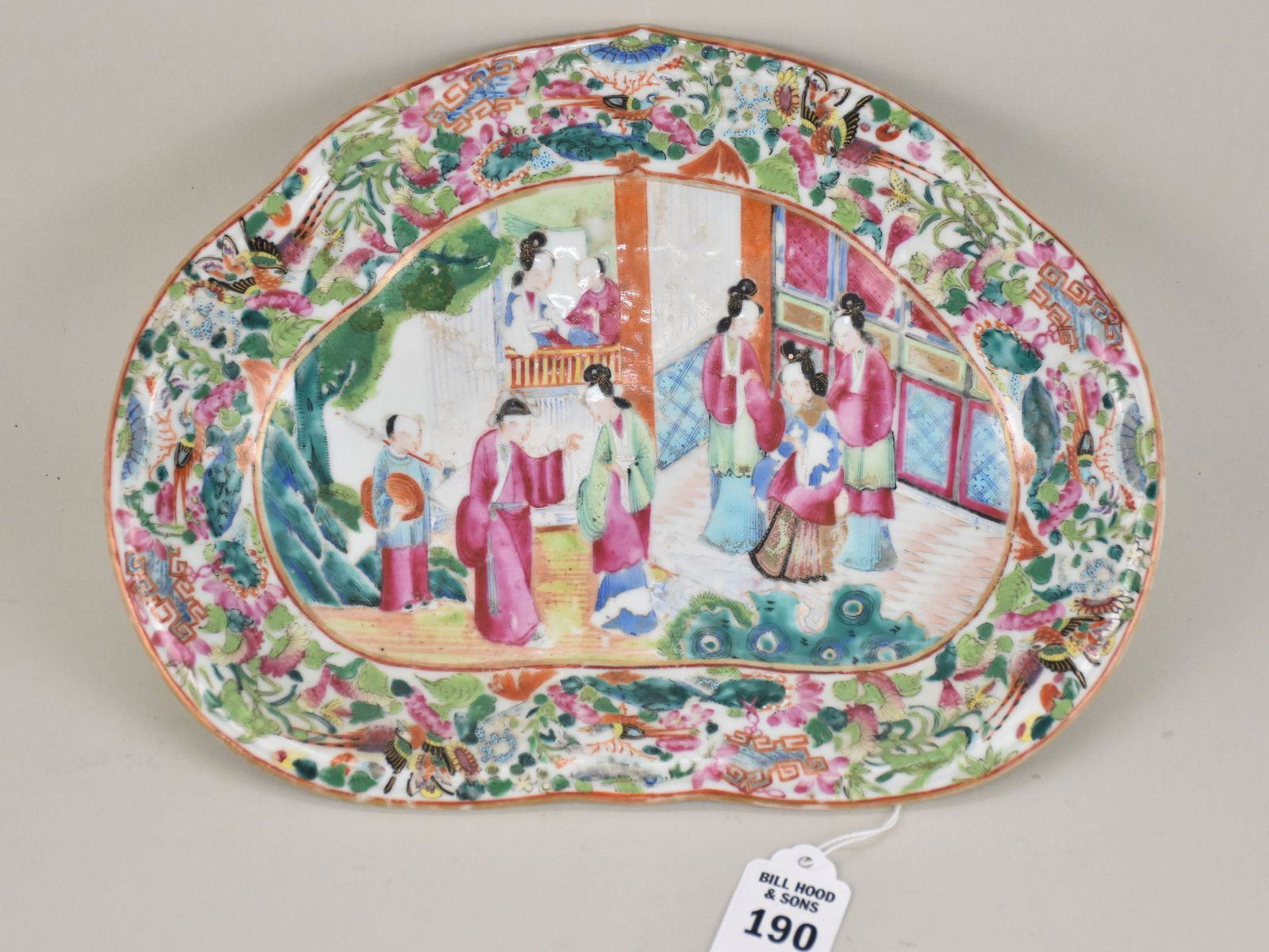 Antique Chinese Rose Medallion Porcelain Dish - Scalloped rim, famille rose enamels featuring a (1 of 5)