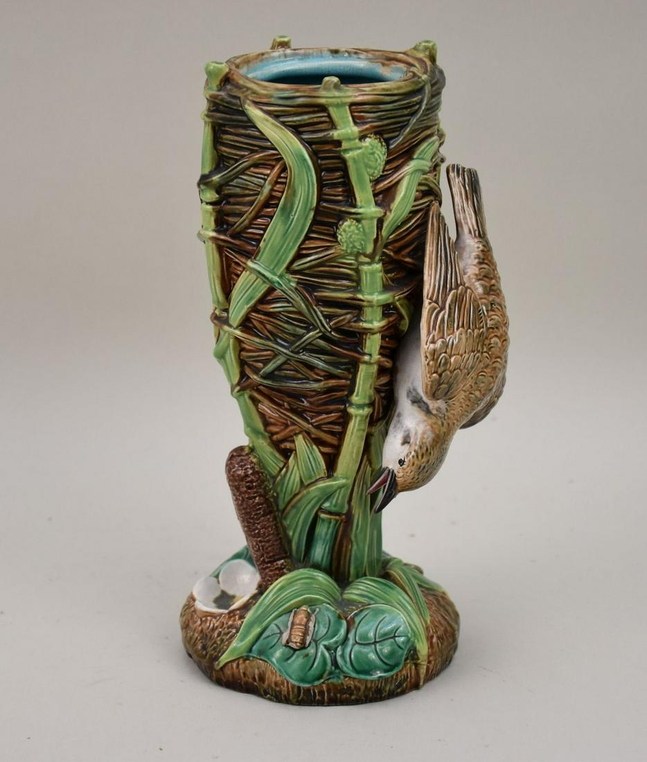 Porcelain English George Jones, circa 1870, "Warbler on Nest", 9 1/2"h (broken wing): Porcelain English George Jones, circa 1870, "Warbler on Nest", 9 1/2"h (broken wing)