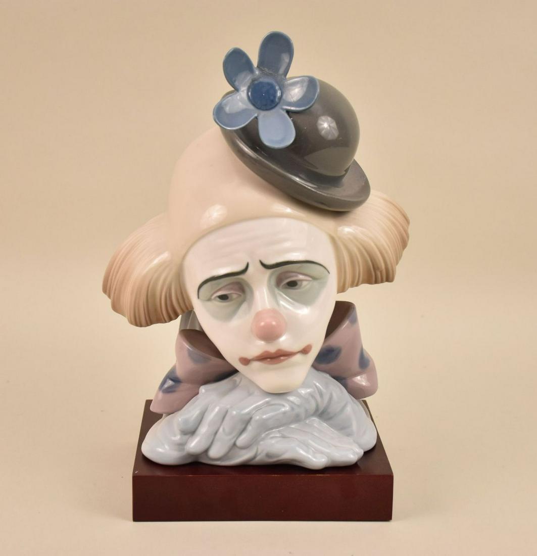 Lladro Porcelain "Sad Clown" on Stand, 10"h x 9"w (flower has been glued) (1 of 7)