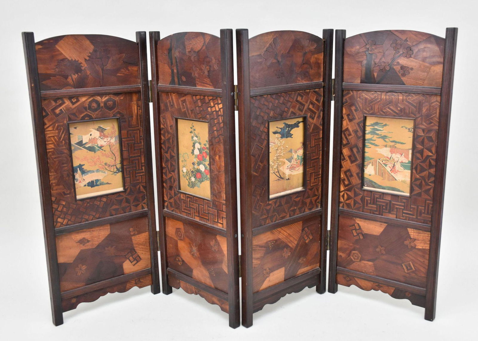 Antique Japanese Inlaid Wood Four-Panel Table Screen - A Japanese table screen with four wood (1 of 8)