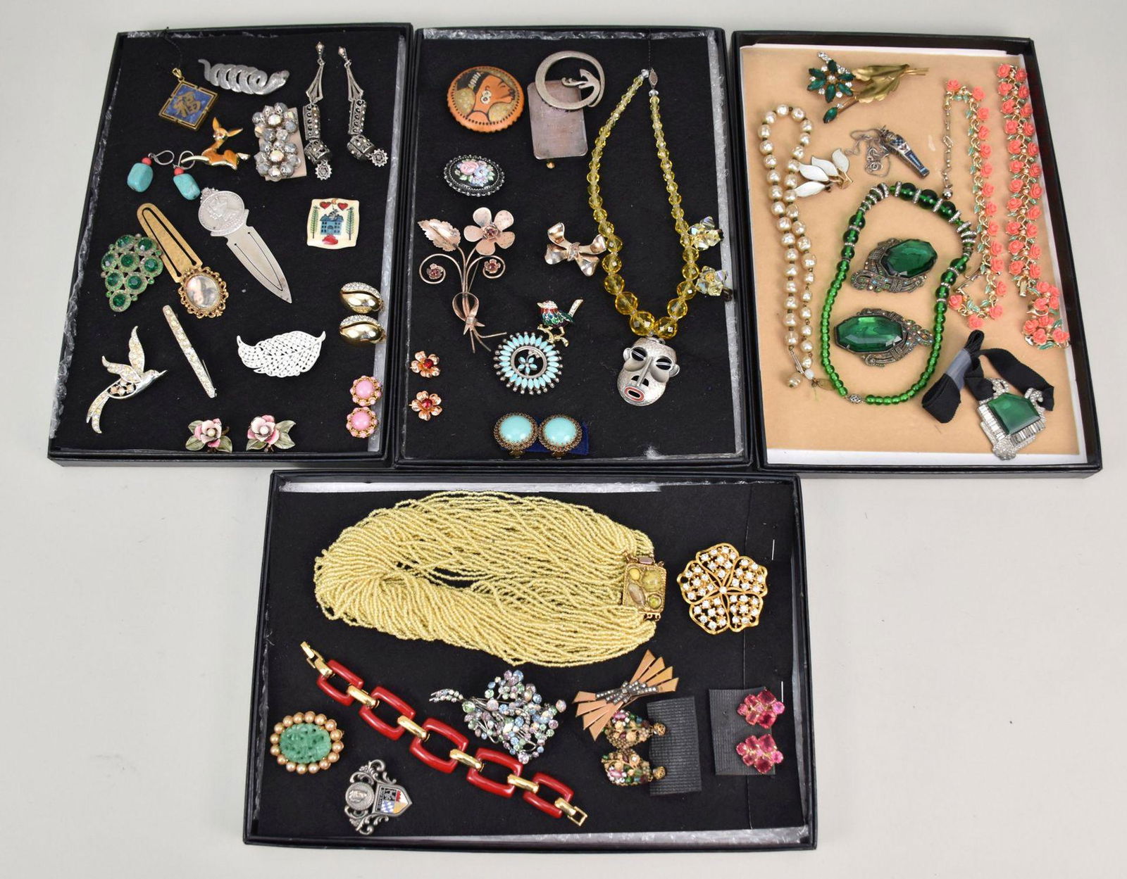 4 Box Lots of Vintage Costume Jewelry, Several Signed (Boxes Not Included) (1 of 9)