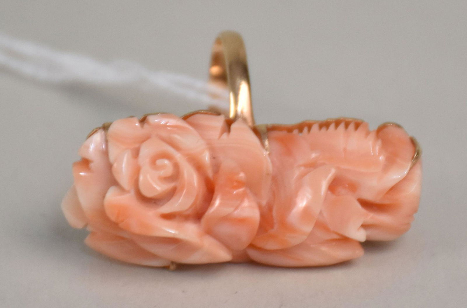 14K Yellow Gold Carved Coral Floral Ring. Wt. 10.9 grams size 7.5 Carved Coral 1.75" x .75" (1 of 3)