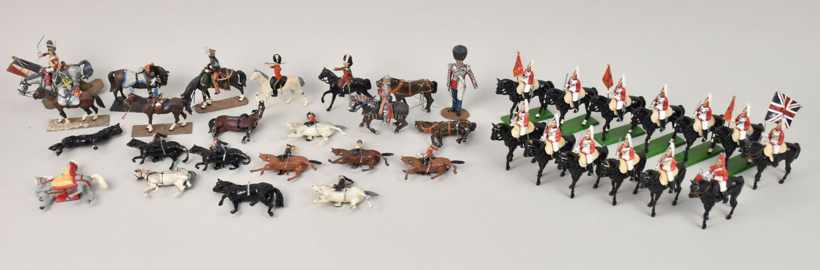 Lot of Lead Toy Soldiers, Queen's Household Regiments, Lifeguards and Approx. 26 assorted Soldiers (1 of 14)