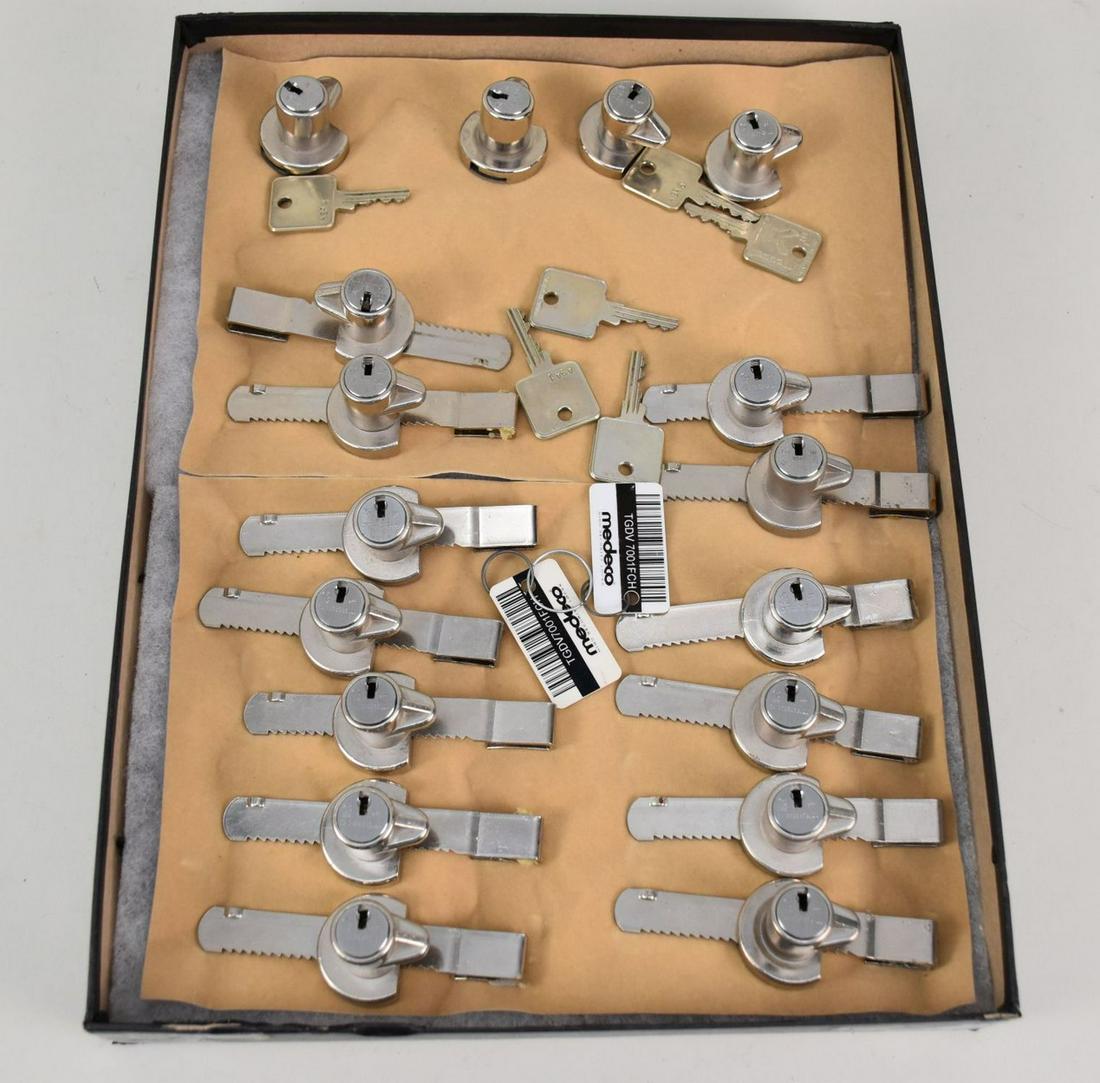 17 "Medeco" Security Showcase Locks, Made for Showcase Where 2 Sliding Doors are to be Locked, 13 (1 of 2)