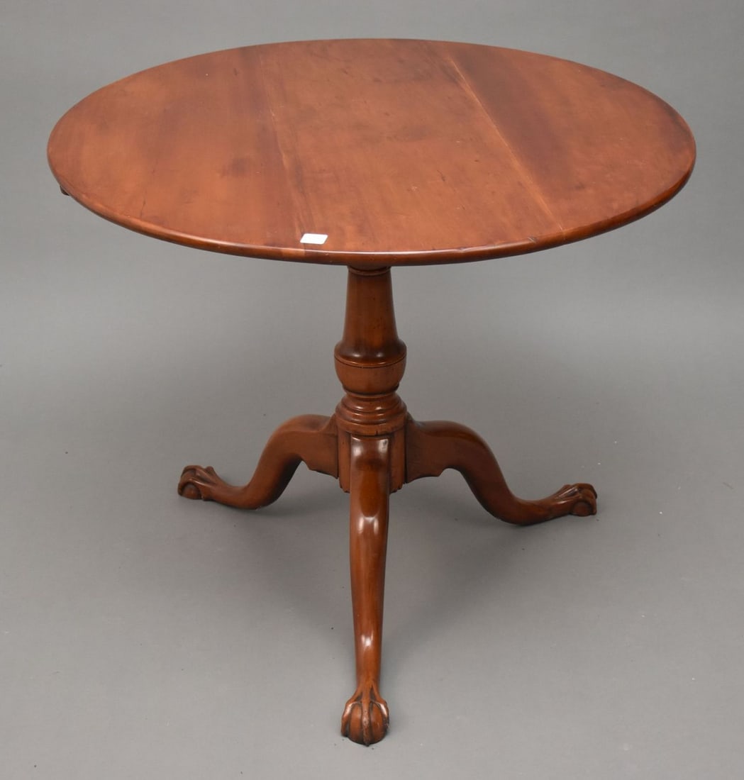 American 19th c. Tilt Top Table (1 of 17)