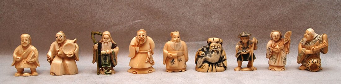 9 Ivory Japanese carved Netsuke's: 9 Ivory Japanese carved Netsuke's