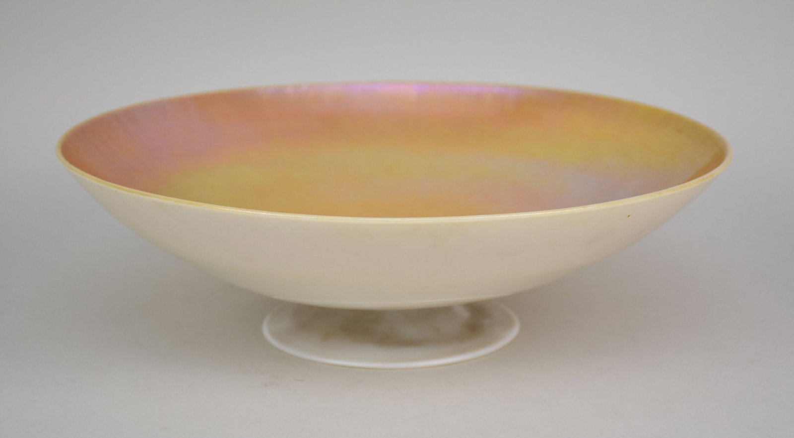 Gold Aurene Art glass bowl with calcite base, 12 inch diameter x 3-1/2 inches tall.: Gold Aurene Art glass bowl with calcite base, 12 inch diameter x 3-1/2 inches tall.