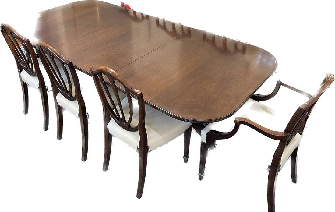 Mahogany Dining Table (has 2 Leaves) And 8 Chairs, Mahogany Shield Back