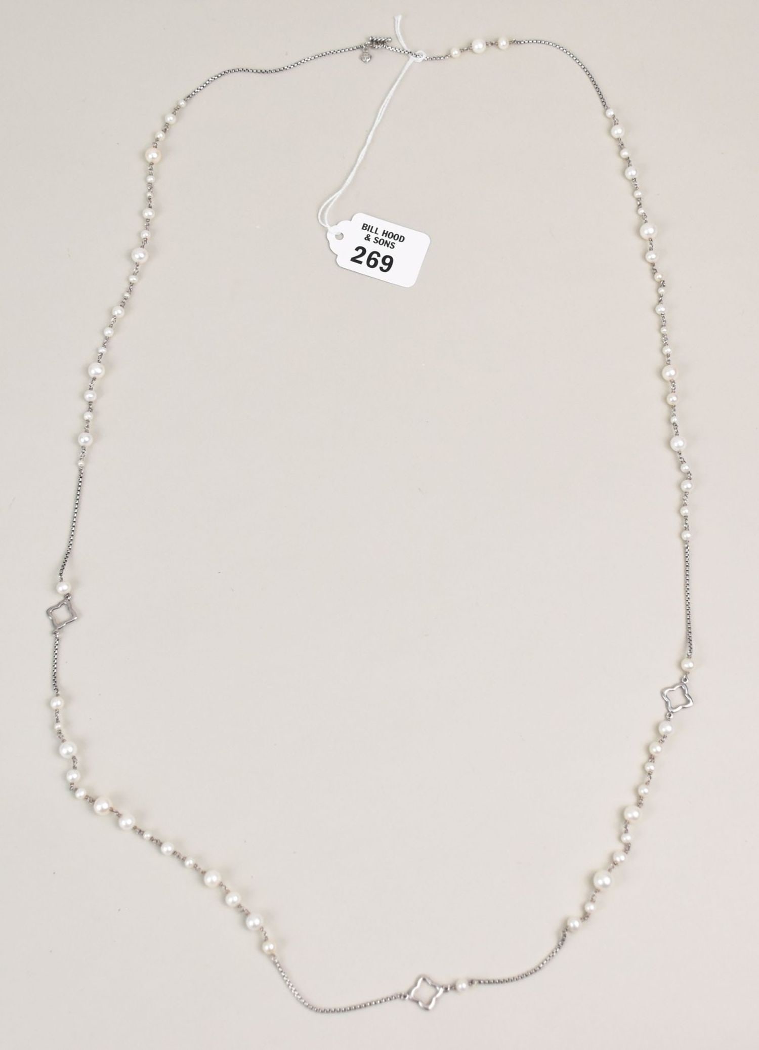 David Yurman 925 Sterling Silver Pearl Bijoux Long Necklace 48". Pearls 6mm - 9 mm wt. 30 grams: David Yurman 925 Sterling Silver Pearl Bijoux Long Necklace 48". Pearls 6mm - 9 mm wt. 30 grams