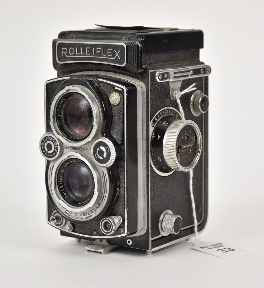 ROLLEIFLEX TLR Camera 3.5 B - Germany. C. 1950s. Franke & Heidecke Braunschweig Rolleiflex TLR (1 of 10)