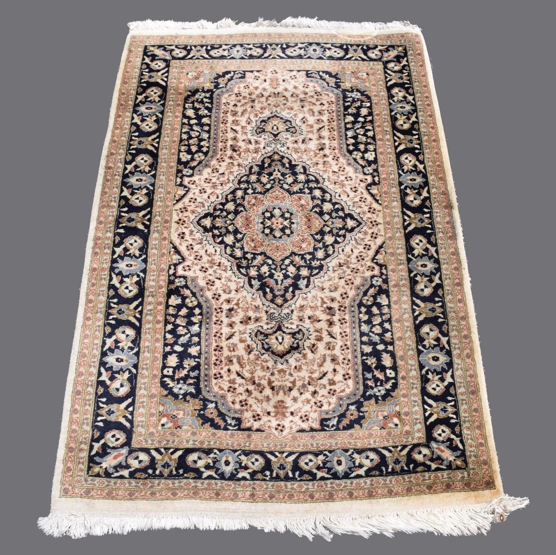 Hand Made Persian Rug / Carpet, 4.11 x 3.2 feet (1 of 4)