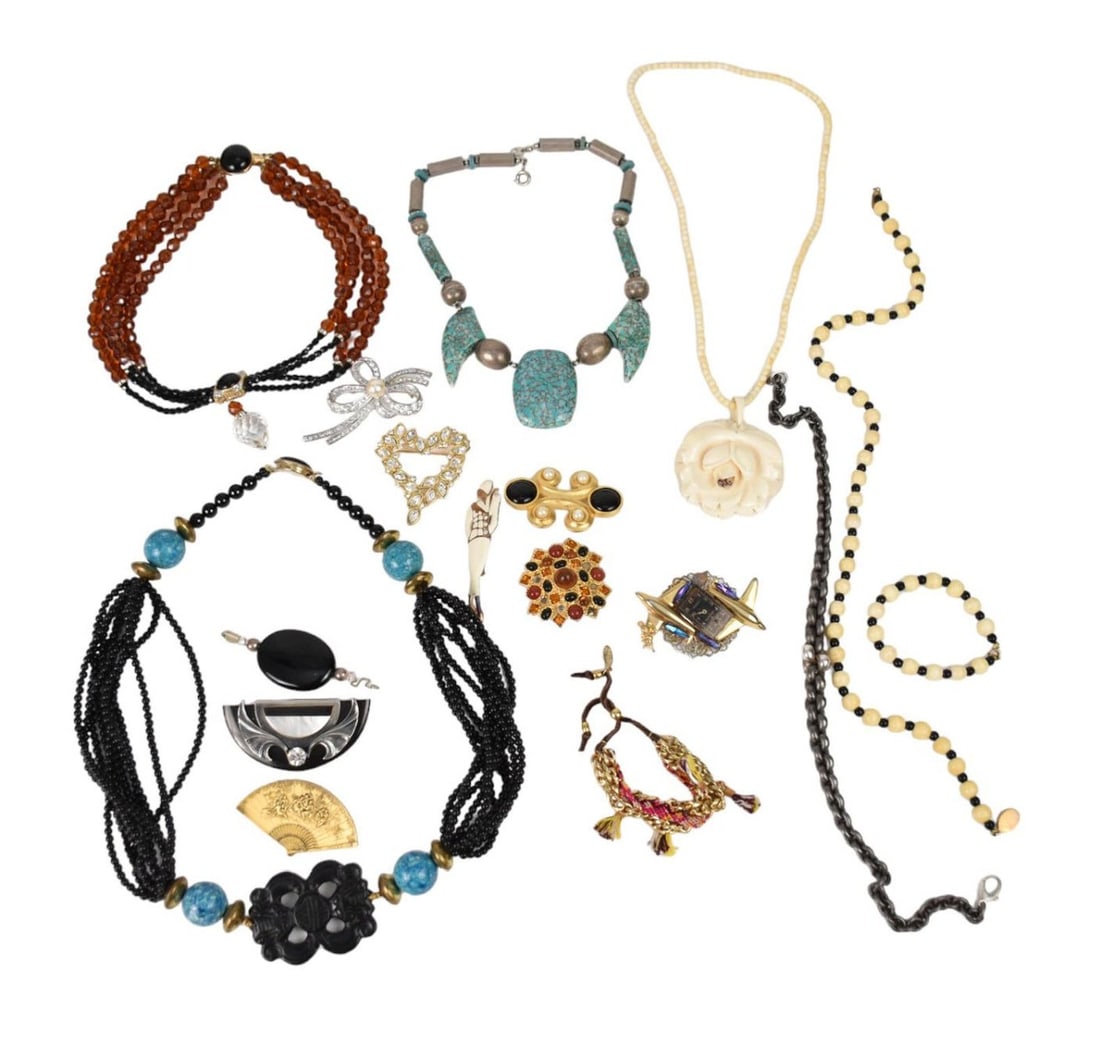 Vintage Costume Jewelry Lot. Some signed Monet, Ermani Bulatti, Jo, Amalia, MFA. 8 brooches, 6: Vintage Costume Jewelry Lot. Some signed Monet, Ermani Bulatti, Jo, Amalia, MFA. 8 brooches, 6 Necklace, 1 bracelet and a pendant.