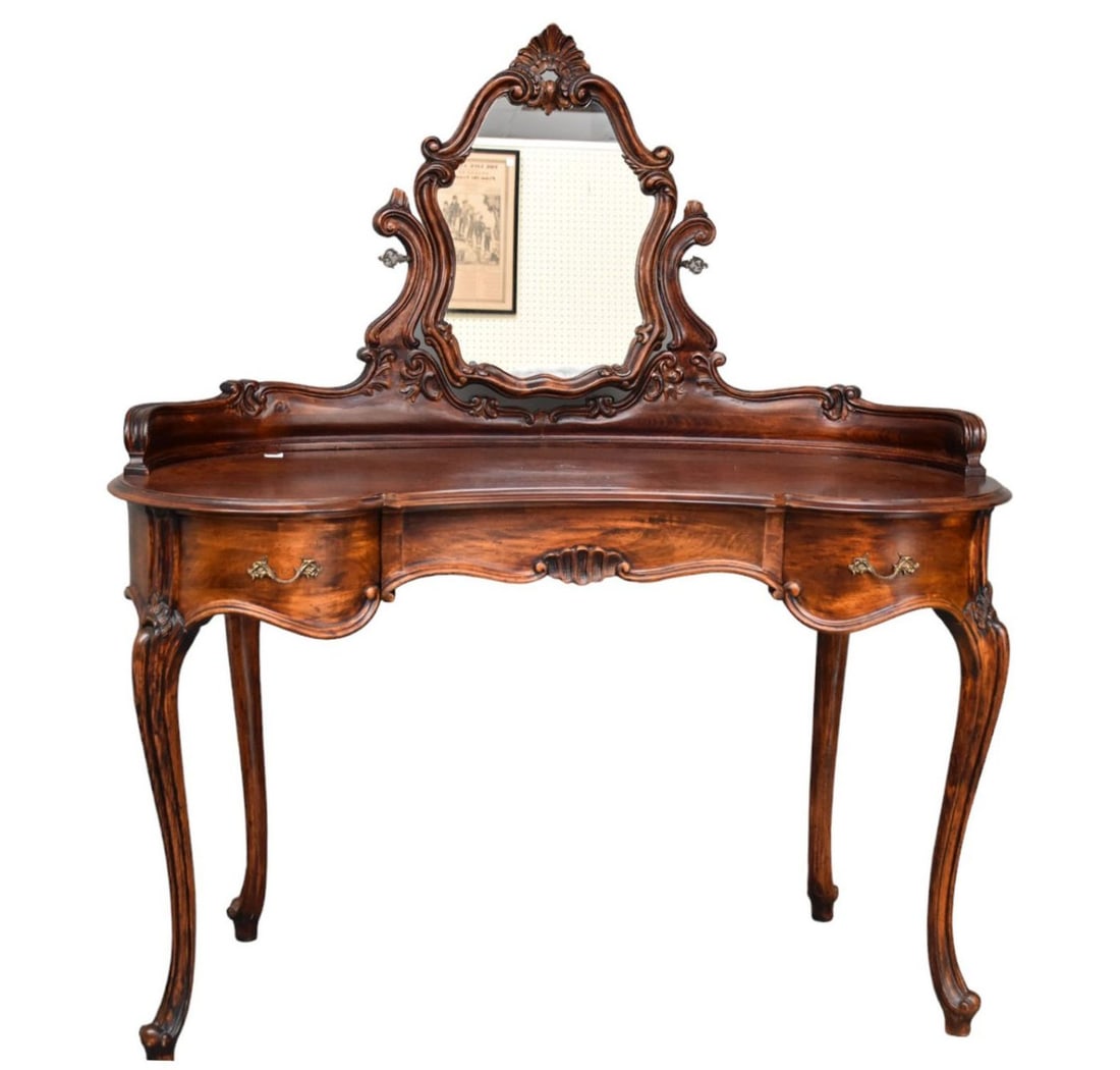 Ladies mahogany vanity with swivel mirror: Ladies mahogany vanity with swivel mirror