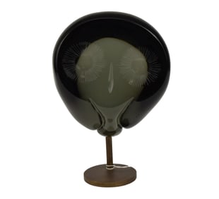 Alfredo Barbini Murano Glass Owl Sculpture, C. 1970 - Italy. A Murano art glass Owl sculpture by