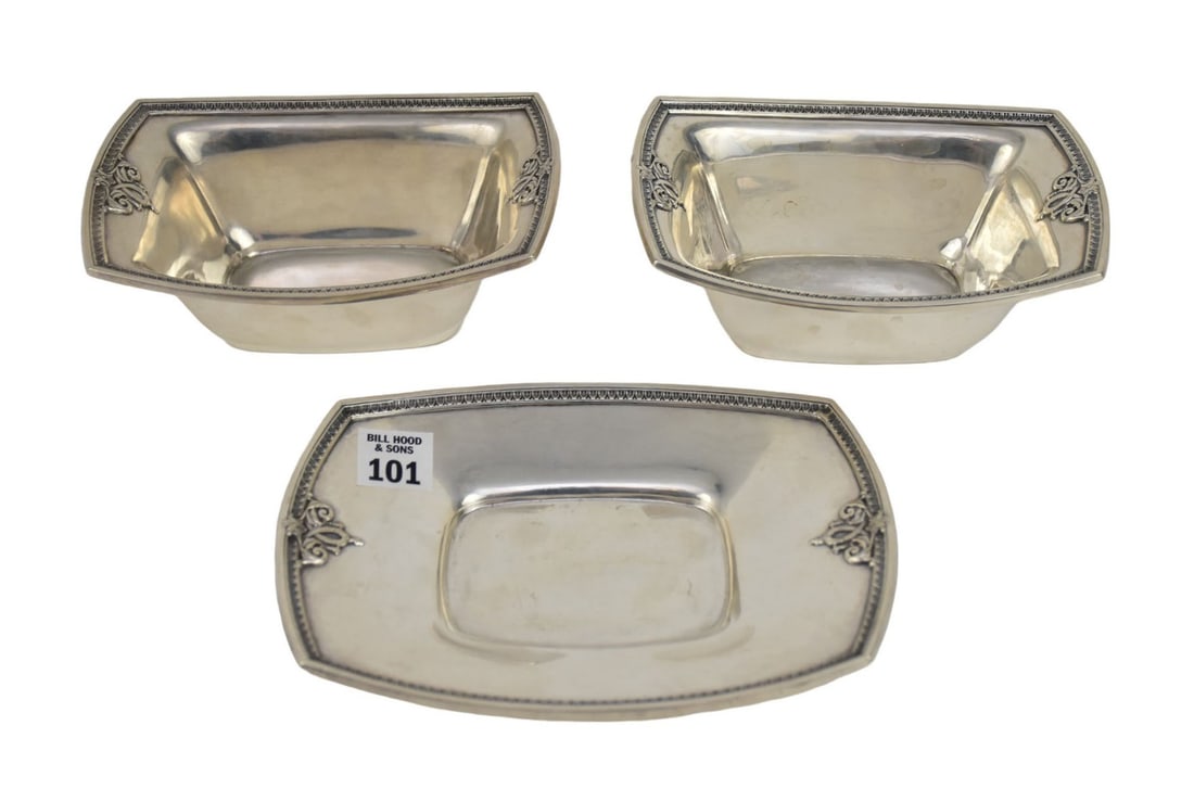 International TRIANON Sterling Silver (2) Sauce Boats & Underplate - Group of sterling silver table (1 of 4)