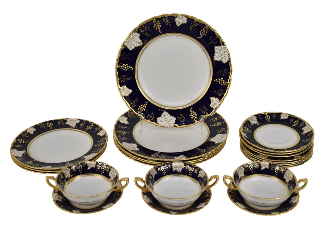 Royal Crown Derby Porcelain, Vine Cobalt Pattern, 28 pcs,  5 Dinner Plates (1 of 10)