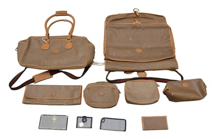 Gucci Luggage, Valet & Carry On, Classic Beige Folding Tie Holder, ID Holder, 3 Toiletries (very as