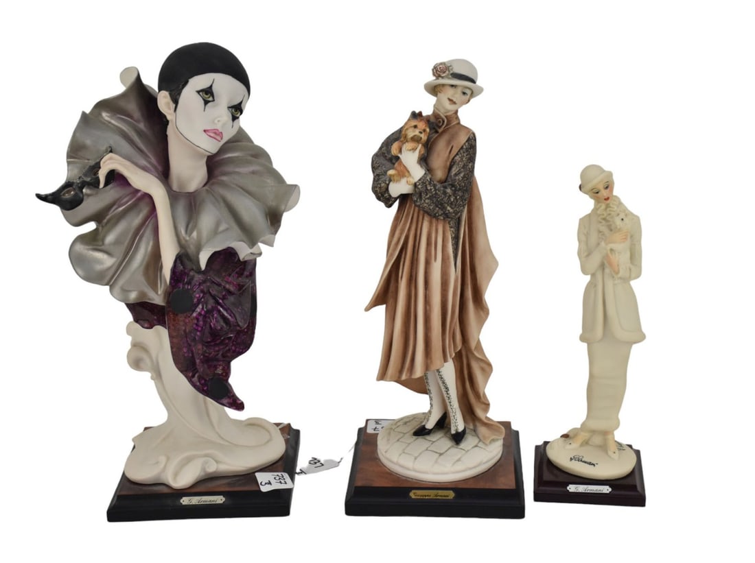 Three Giuseppe Armani Figurines - Three Giuseppe Armani Capodimonte female figurines. Made in (1 of 7)