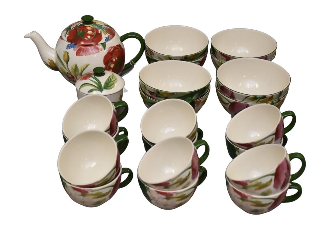 Gien France Porcelain Pcs, Teacups, Bowls, Teapot and Sugar Bowl, 22 pcs.: Gien France Porcelain Pcs, Teacups, Bowls, Teapot and Sugar Bowl, 22 pcs.