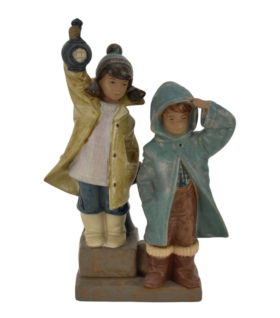Lladro Grouping of Children in Winter Gear (9"h x 5"w) (1 of 4)