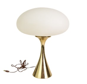 Mid-Century Mushroom Shade Table Lamp, Laurel Lamp Co - C. 1960s. A table lamp with a