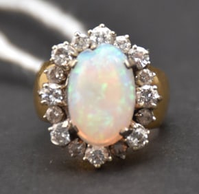 18K Yellow Gold Opal Diamond Ring. Size 4.25 wt. 8.3 grams approx. 1 tcw Siii G, Opal 13mm x 9mm has