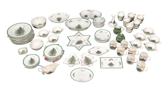Spode Porcelain Christmas Tree Dinner Set, 93 pieces