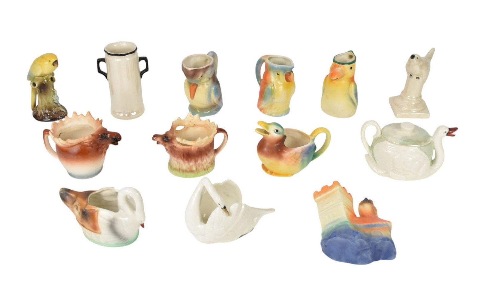 13 Czech Collection of Figures & Pitchers (good condition): 13 Czech Collection of Figures & Pitchers (good condition)