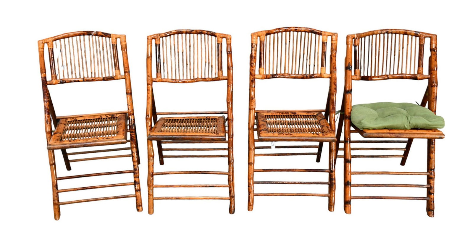4 Rattan/Bamboo Folding Chairs: 4 Rattan/Bamboo Folding Chairs