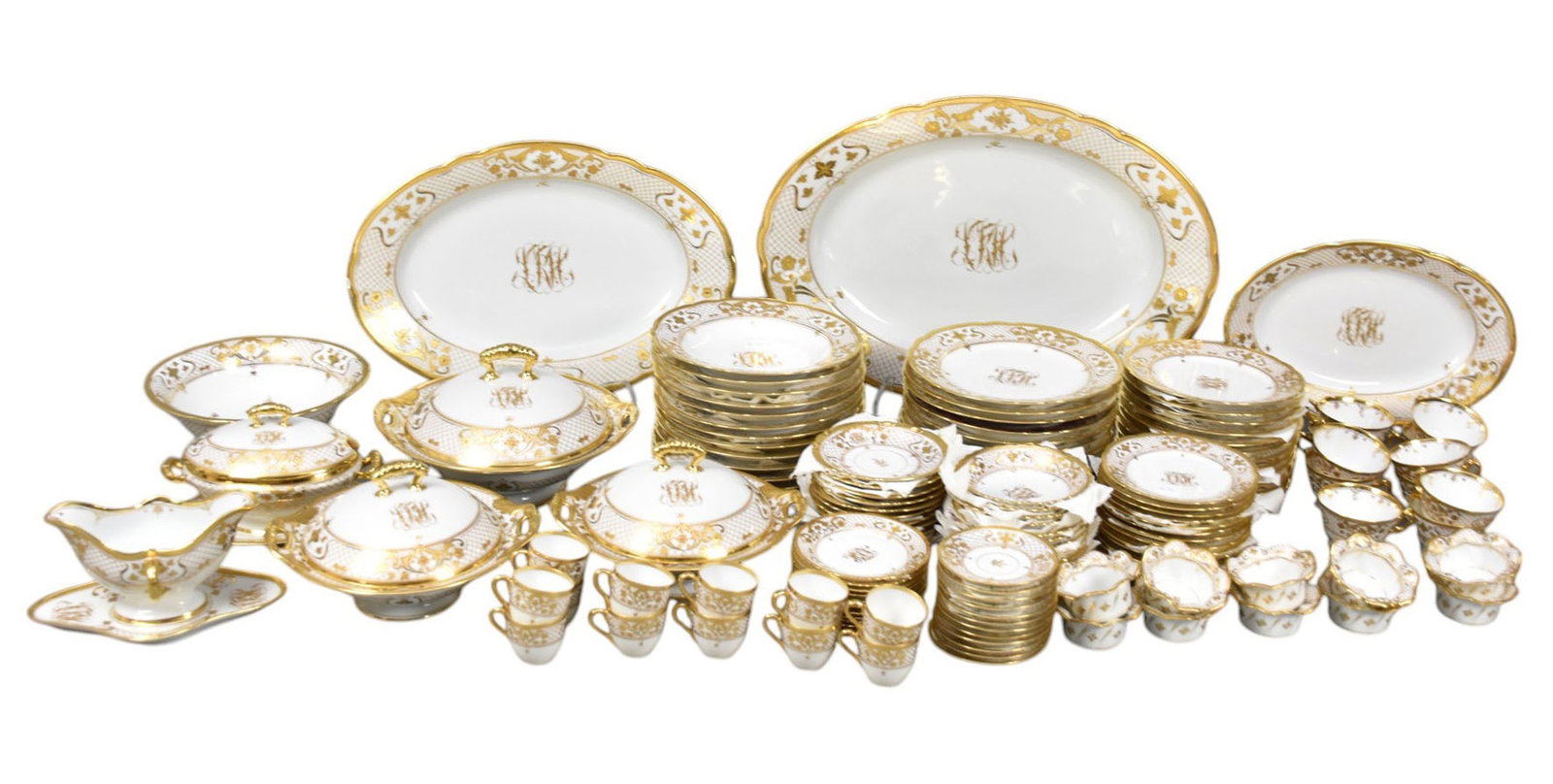 A FINE AMBROSIUS LAMM OF DRESDEN PORCELAIN SET, C. 1887-1915, Monogram, incl; 12 Dinner Plates (9 (1 of 19)