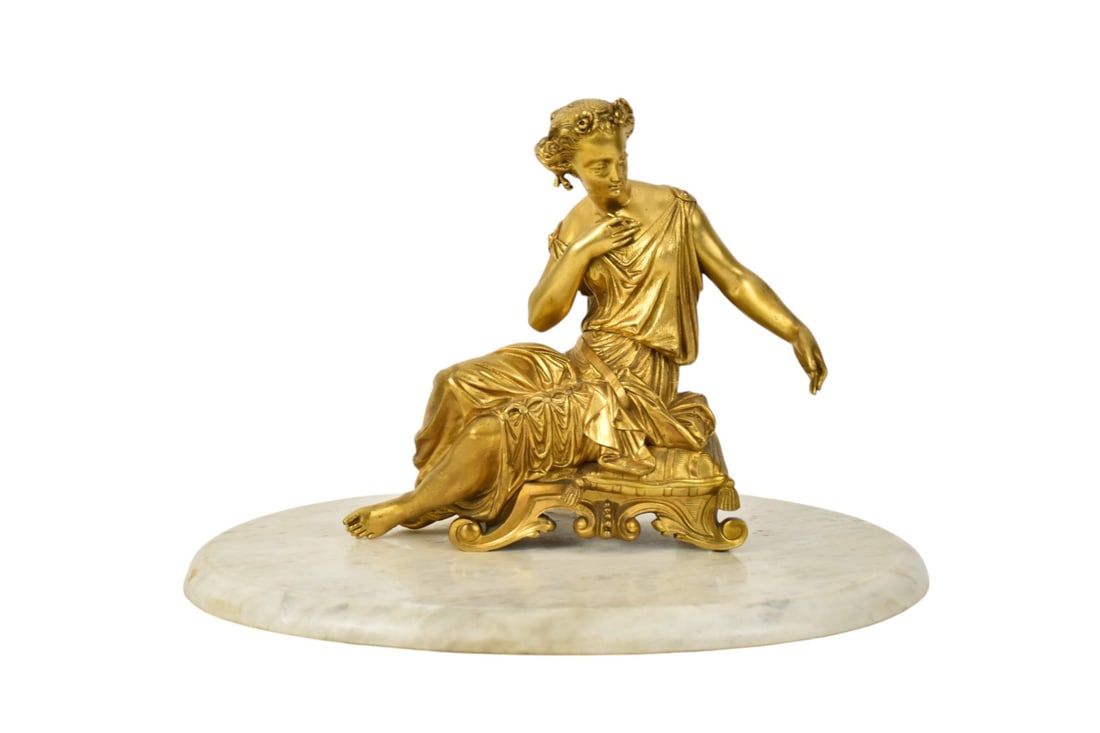 A French Ormoulu Bronze Figure of a Classical Woman, C. 19th Century - A gilt bronze figure of a (1 of 7)