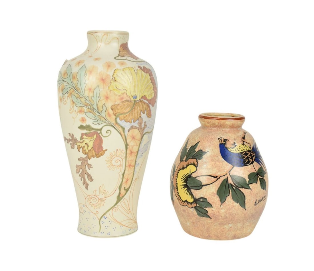 2 pottery vases, White Gouda vase with pastel floral design signed on bottom, Zuid Holland 304/55 (1 of 9)