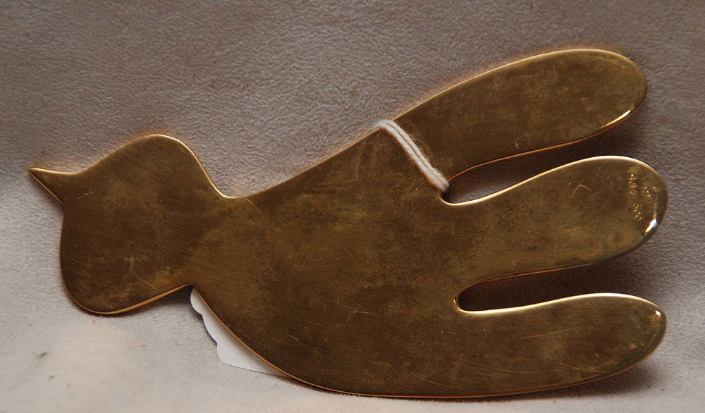 JEAN ARP, SMALL BRONZE FLAT SCULPTURE 5 1/2" X 3",: JEAN ARP, SMALL BRONZE FLAT SCULPTURE 5 1/2" X 3", ED # 294/300, FREE FORM BIRD: Signed