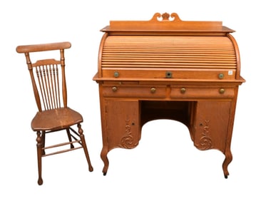 Unusual Oak Ladies Roll Top Desk (47"h x 40"w x 28"d & Chair